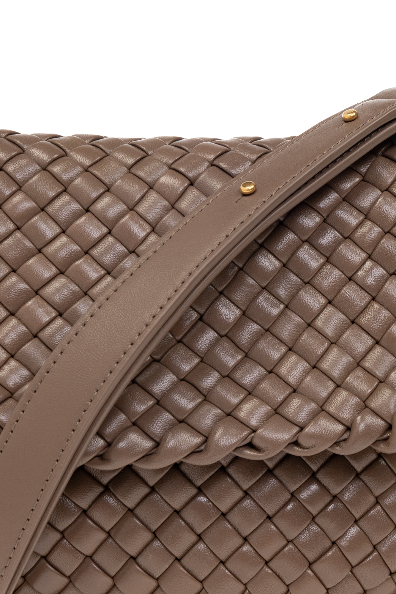 BOTTEGA VENETA コブル ショルダーバッグ Small BOTTEGA VENETA Cobble small パデッドイントレチャートレザー